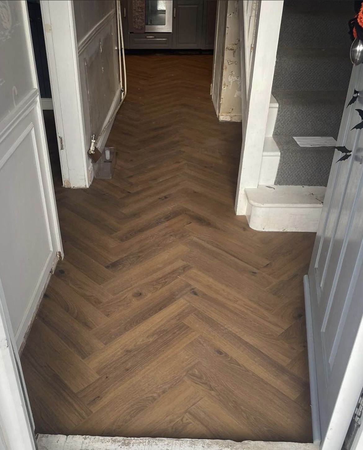 Rhinofloor Evolution LVT 'Chocolate' Parquet - Installation Process